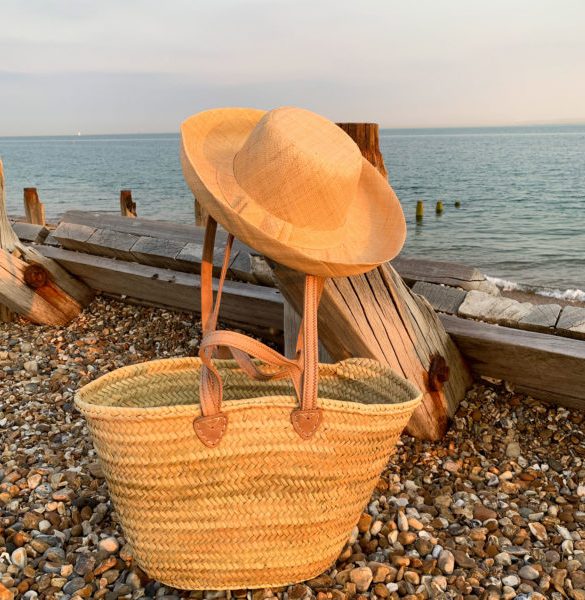 small-double-handle-basket-mimosa-hat-beach-lifestyle-600×600