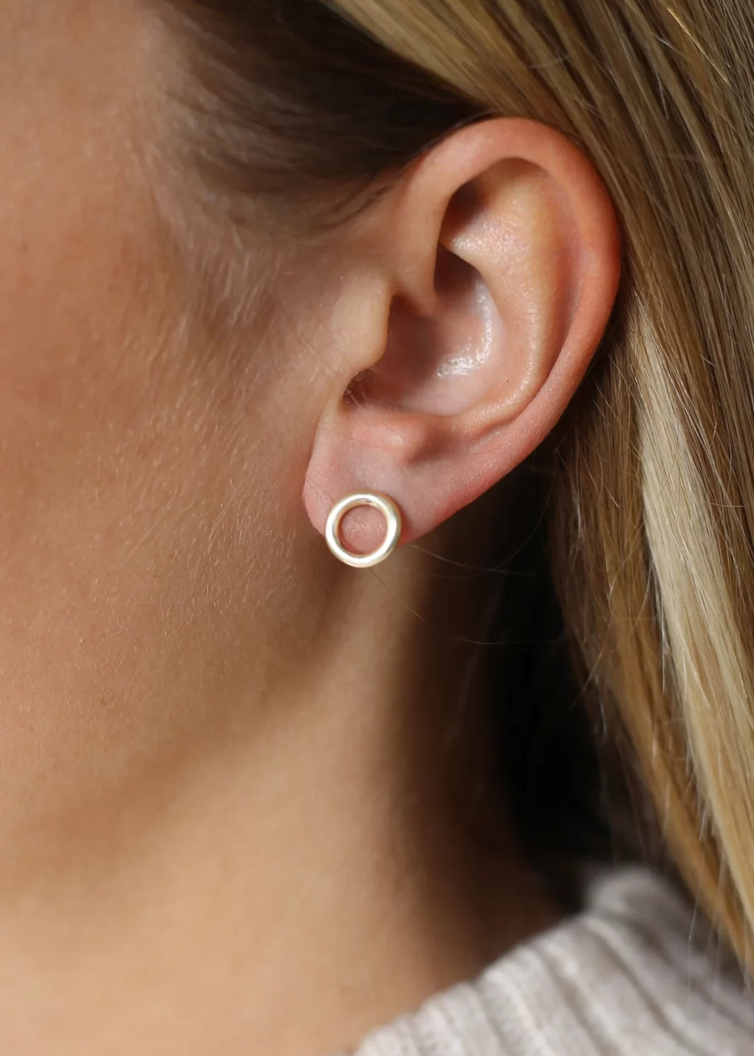 Wave Earrings Gold
